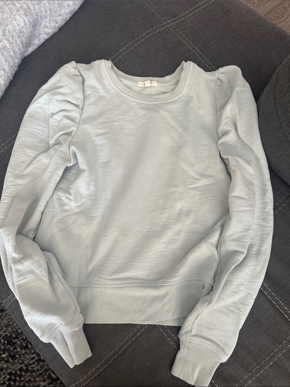 Leallo Puff-Sleeve Women's Sweatshirt